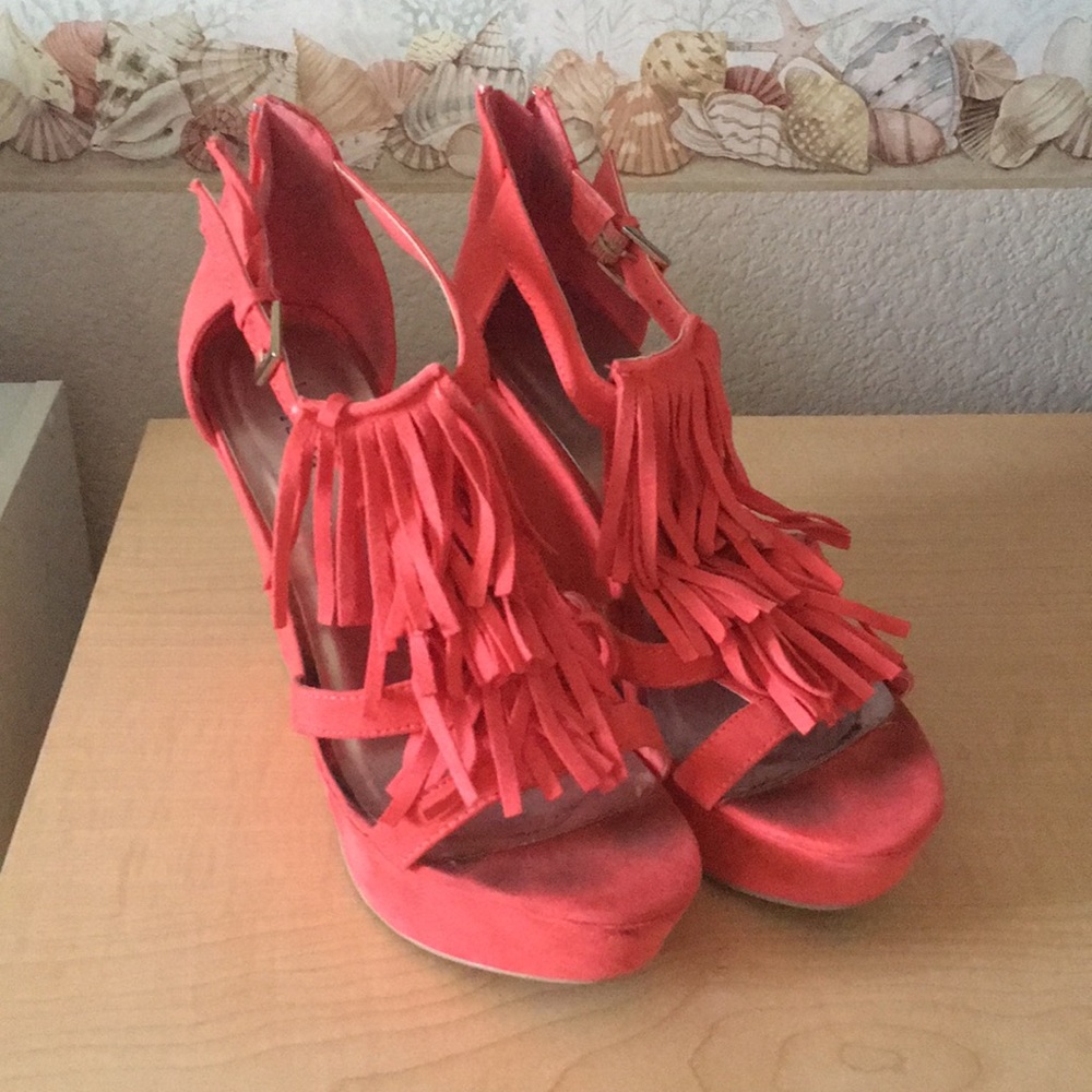 Adorable coral platform wedges!